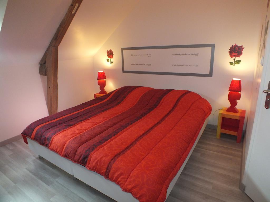 Chambre D'Hotes - La Rigaudiere Le Theil-de-Bretagne Bilik gambar